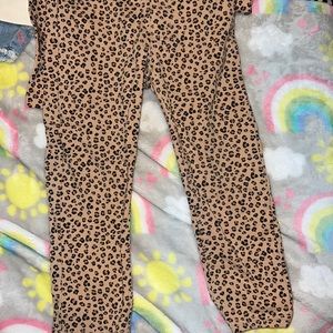 Toddler girls cheetah set !!